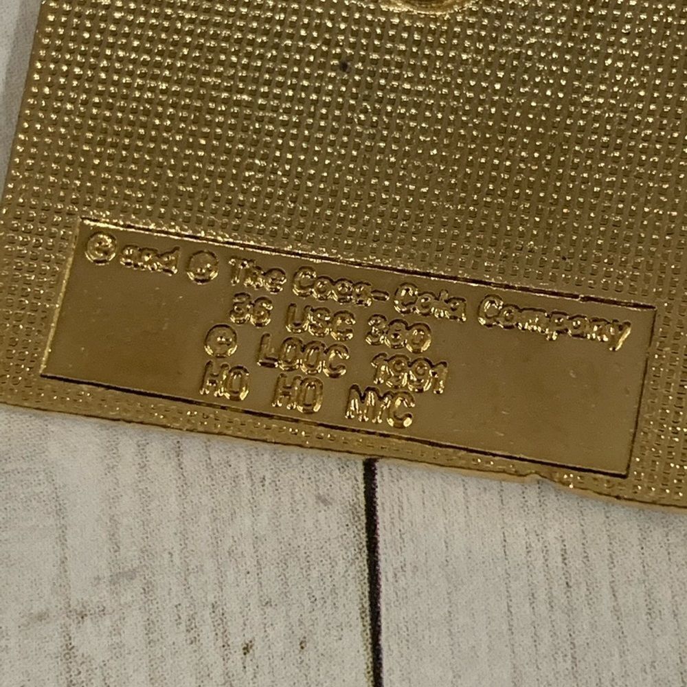 ‎Vintage 1994 Coca Cola Pins - Picture 3 of 3